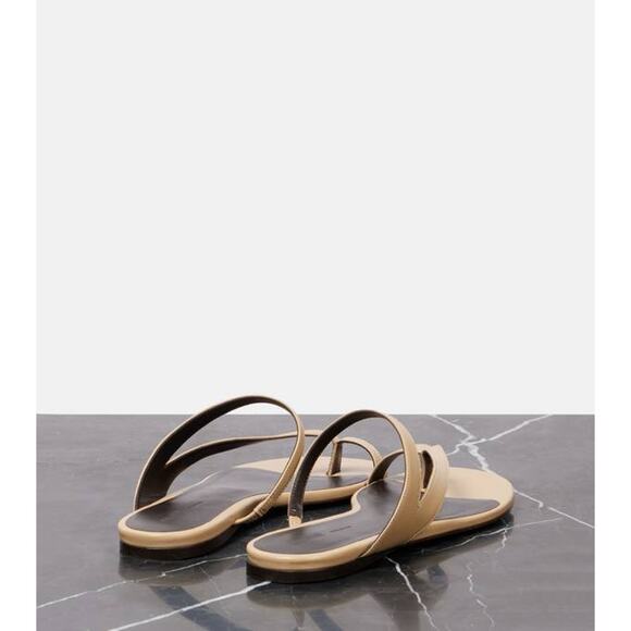 Khaite Aimee Flat Leather Sandal in Nude 36.5 - Picture 2 of 3